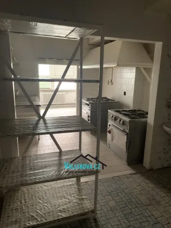 Pronájem obchodního prostoru, Kroměříž, Oskol, 450 m2