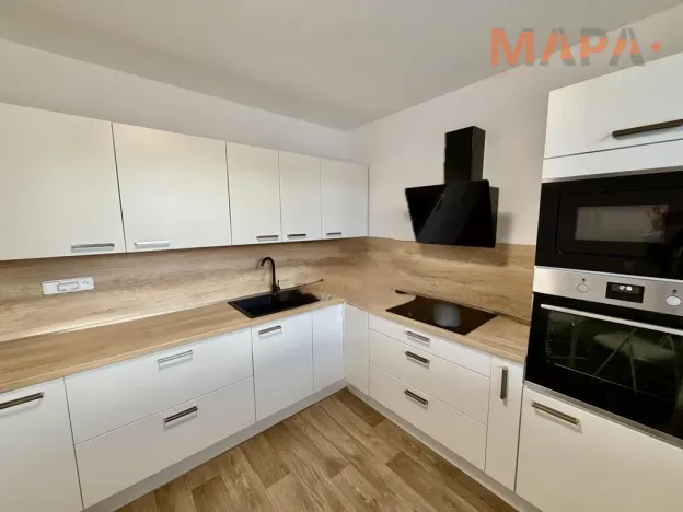 Pronájem bytu 2+1, Chomutov, Holešická, 62 m2