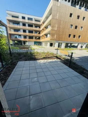 Pronájem bytu 1+kk, Plzeň - Východní Předměstí, Kartónová, 30 m2