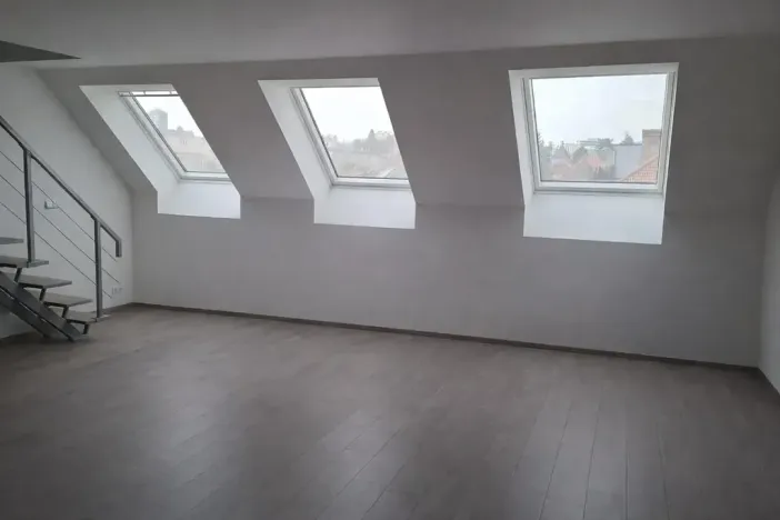 Pronájem bytu 2+kk, Praha - Strašnice, V olšinách, 81 m2