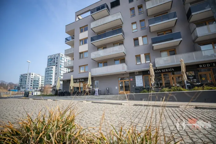 Prodej bytu 3+kk, Praha - Hloubětín, Laponská, 66 m2