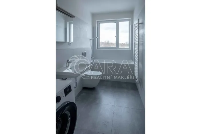 Pronájem bytu 2+kk, Praha - Ďáblice, Oldřichovská, 49 m2