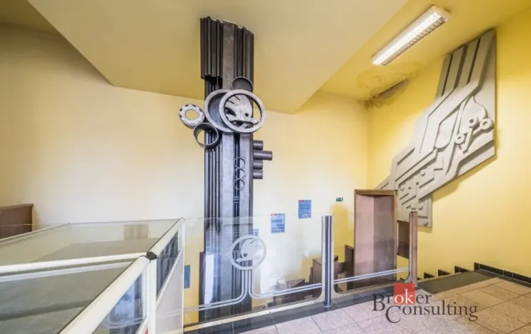 Prodej obchodního prostoru, Plzeň - Jižní Předměstí, Korandova, 246 m2