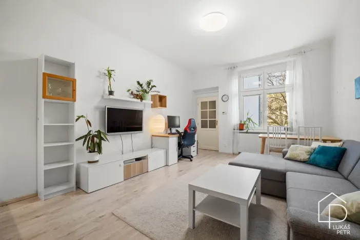 Prodej bytu 2+kk, Praha - Vysočany, Na břehu, 50 m2