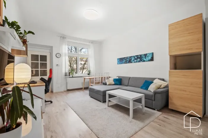 Prodej bytu 2+kk, Praha - Vysočany, Na břehu, 50 m2