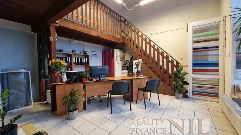 Pronájem obchodního prostoru, Plzeň, Na Roudné, 25 m2