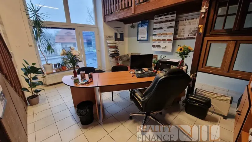 Pronájem obchodního prostoru, Plzeň, Na Roudné, 25 m2