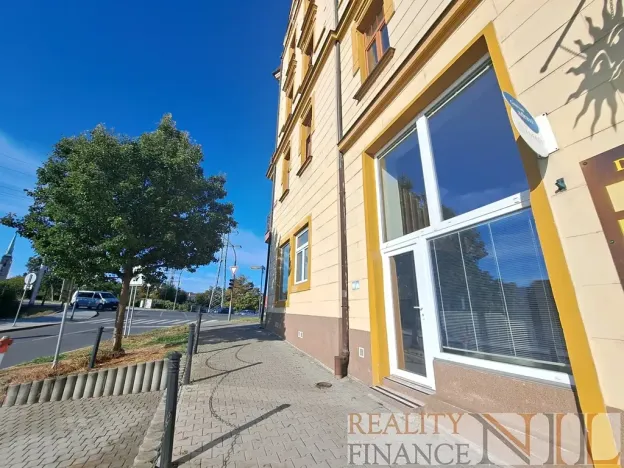 Pronájem obchodního prostoru, Plzeň, Na Roudné, 25 m2