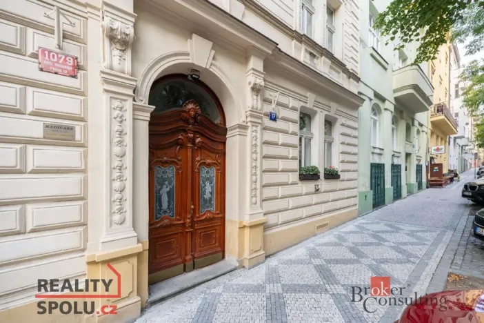 Prodej bytu 1+1, Praha - Vinohrady, Moravská, 52 m2