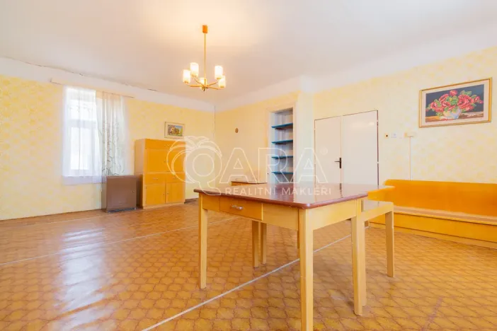 Prodej zemědělské usedlosti, Lišov - Horní Slověnice, 900 m2