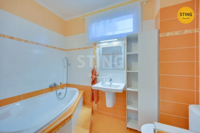 Prodej rodinného domu, Lazníky, 200 m2