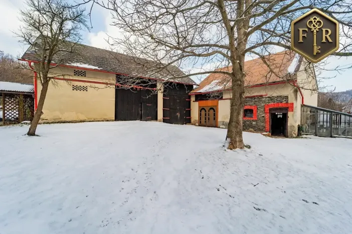 Prodej rodinného domu, Petrovice, 246 m2