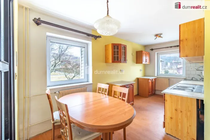 Prodej rodinného domu, Karlovice, 614 m2