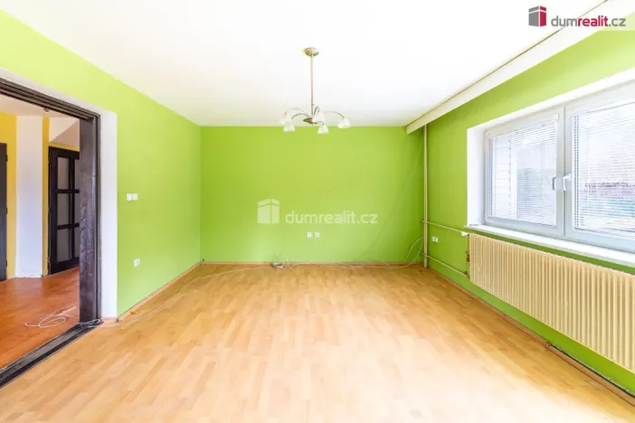 Prodej rodinného domu, Karlovice, 614 m2