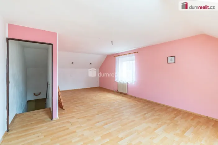 Prodej rodinného domu, Karlovice, 614 m2