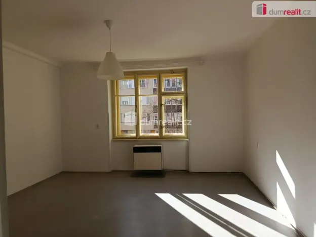 Pronájem bytu 1+kk, Praha - Strašnice, V předpolí, 30 m2