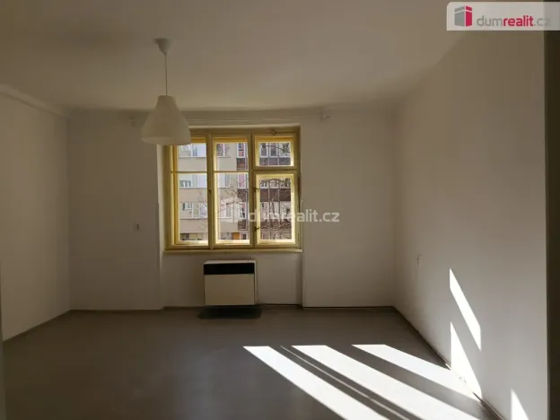 Pronájem bytu 1+kk, Praha - Strašnice, V předpolí, 30 m2