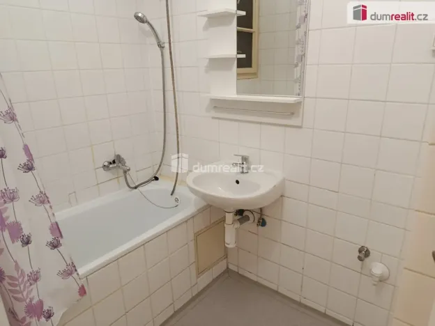 Pronájem bytu 1+kk, Praha - Strašnice, V předpolí, 30 m2
