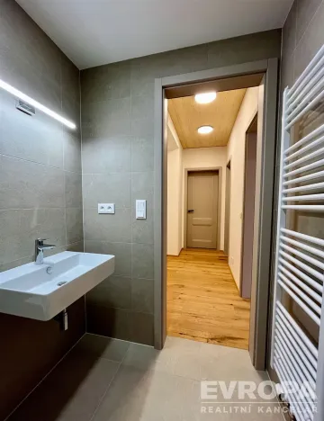 Prodej bytu 4+kk, Pardubice, 86 m2