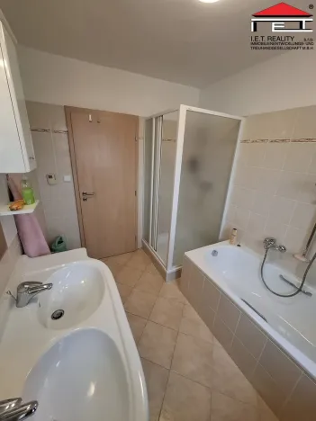 Pronájem rodinného domu, Praha - Hostavice, Nežárská, 95 m2