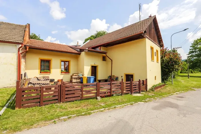 Prodej rodinného domu, Březina, 300 m2