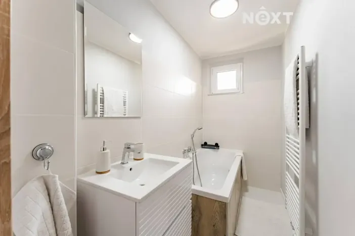 Prodej ubytování, Staré Město, 66 m2