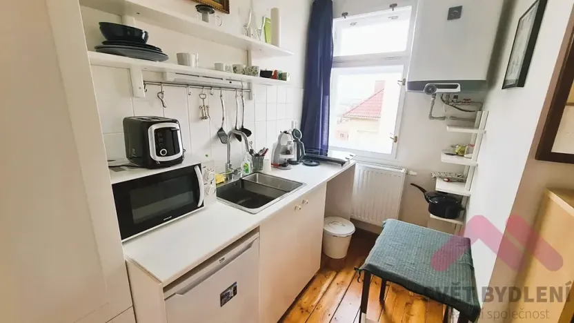 Pronájem bytu 1+kk, Praha - Libeň, Nad Rokoskou, 24 m2