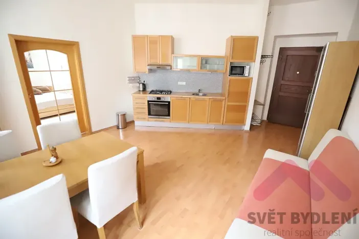 Pronájem bytu 2+kk, Praha - Nové Město, Koubkova, 52 m2