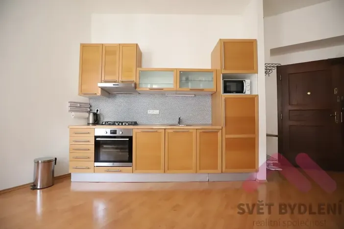 Pronájem bytu 2+kk, Praha - Nové Město, Koubkova, 52 m2