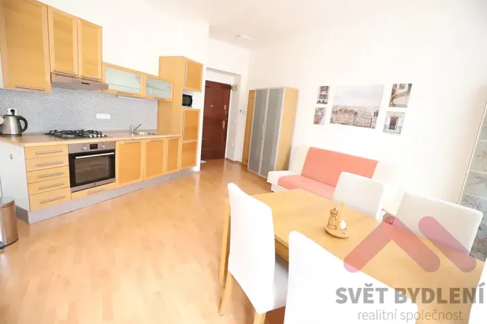 Pronájem bytu 2+kk, Praha - Nové Město, Koubkova, 52 m2