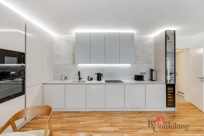 Pronájem bytu 3+kk, Praha - Smíchov, U Blaženky, 82 m2