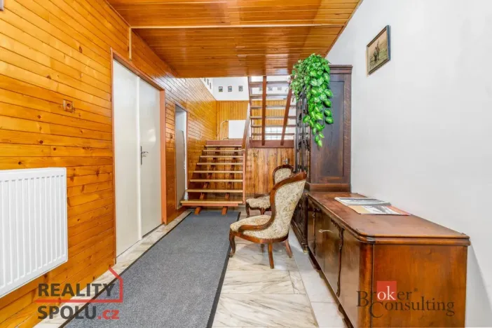 Prodej ubytování, Horní Maršov, Promenáda, 620 m2