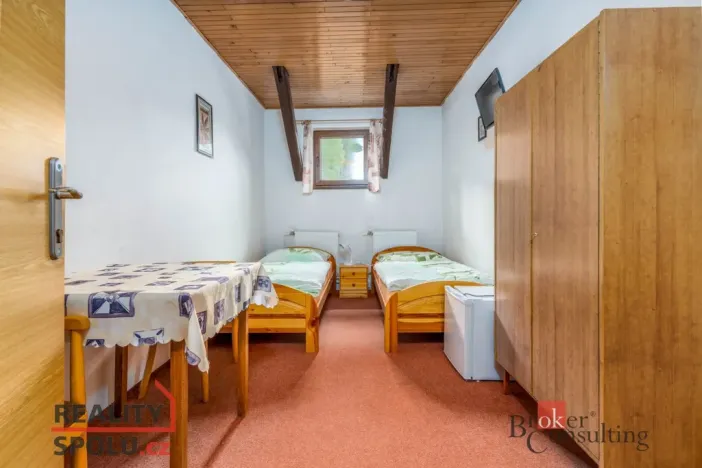 Prodej ubytování, Horní Maršov, Promenáda, 620 m2