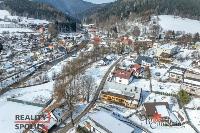 Prodej ubytování, Horní Maršov, Promenáda, 620 m2