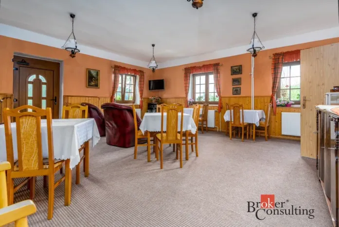 Prodej ubytování, Horní Maršov, Promenáda, 620 m2