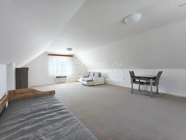 Pronájem rodinného domu, Olbramovice, 118 m2