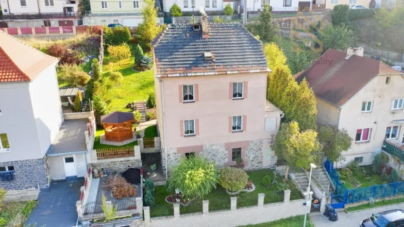 Prodej bytu 4+1, Ústí nad Labem - Ústí nad Labem-centrum, Hostovická, 240 m2