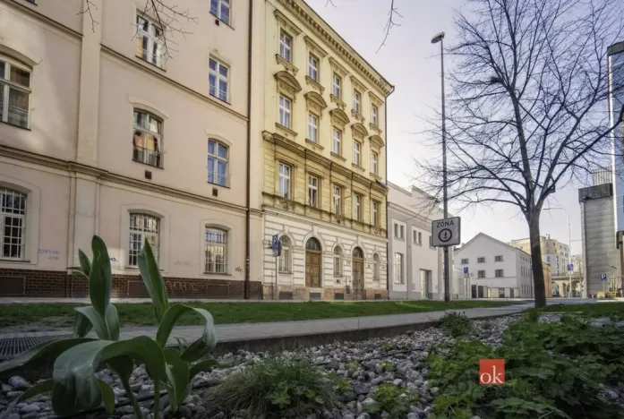 Prodej bytu 3+kk, Praha - Karlín, Pobřežní, 72 m2