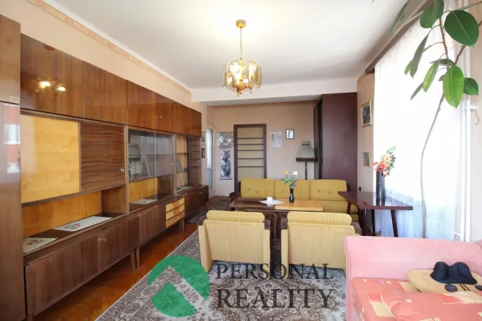 Pronájem bytu 2+1, Karlovy Vary, Hybešova, 56 m2