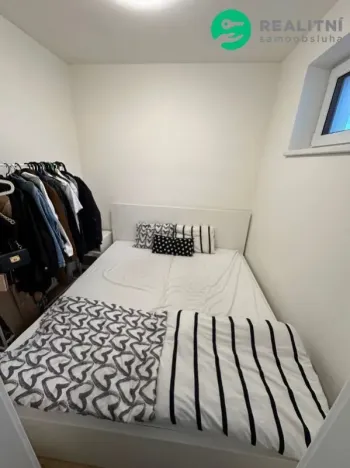 Pronájem bytu 2+kk, Praha - Michle, Pod Stárkou, 40 m2