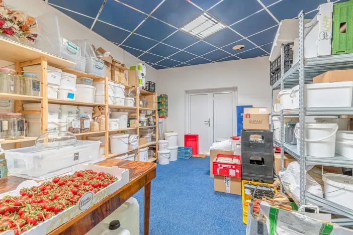 Prodej obchodního prostoru, Prostějov, Hlaváčkovo nám., 63 m2