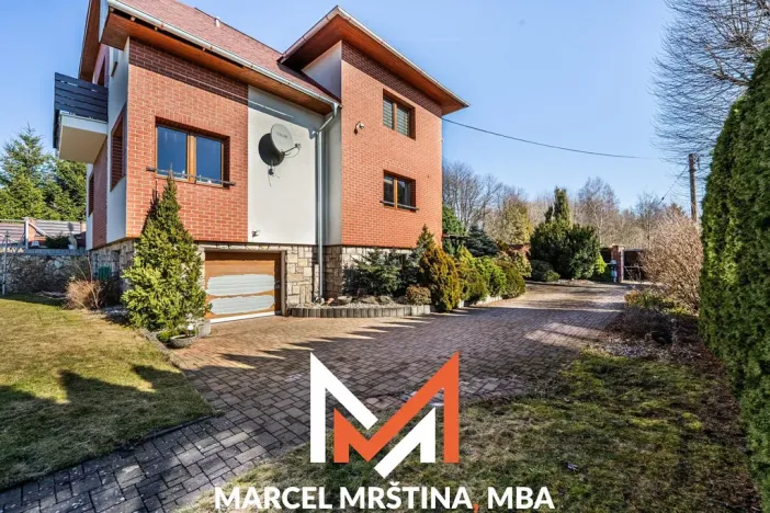 Prodej rodinného domu, Borová, 307 m2