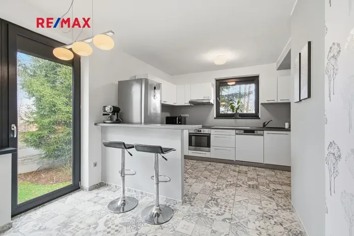 Pronájem rodinného domu, Dýšina, Kostelní, 171 m2