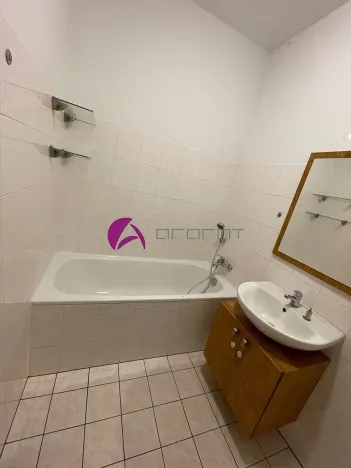 Pronájem bytu 2+kk, Olomouc, Jarmily Glazarové, 47 m2