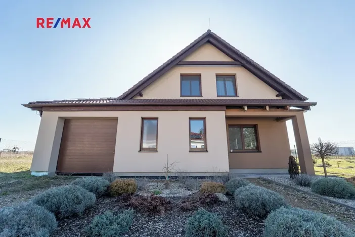 Prodej rodinného domu, Sokoleč, Luční, 167 m2