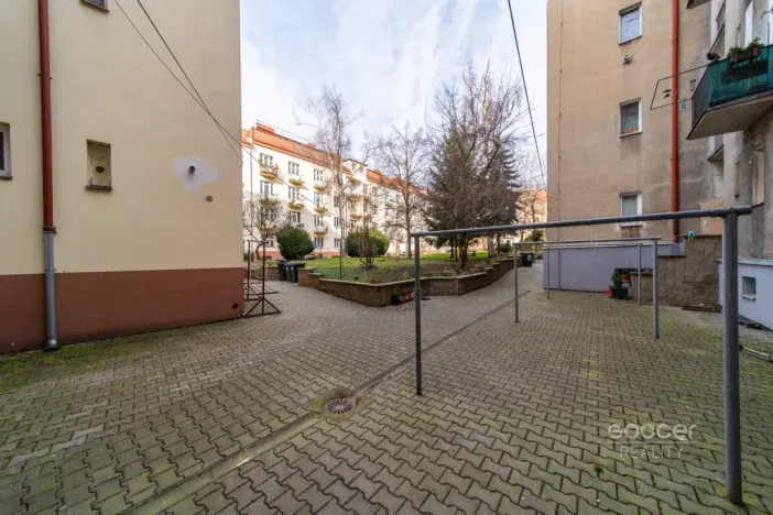 Pronájem bytu 2+kk, Praha - Vysočany, Prouzova, 49 m2