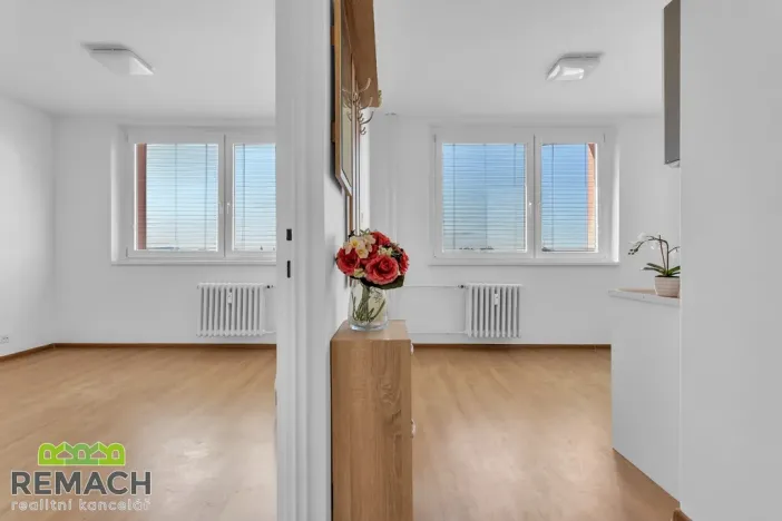 Pronájem bytu 1+1, Uherské Hradiště, náměstí Republiky, 33 m2