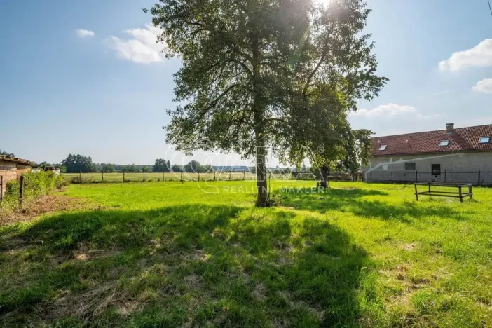 Prodej pozemku pro bydlení, Kladruby nad Labem - Bílé Vchynice, 1300 m2