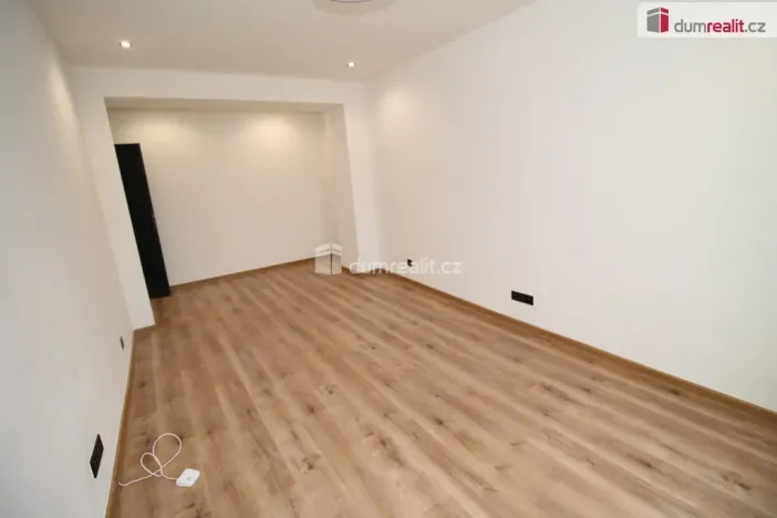 Prodej bytu 2+1, Sokolov, Sokolovská, 55 m2