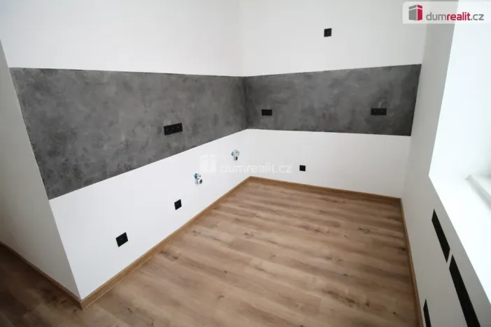 Prodej bytu 2+1, Sokolov, Sokolovská, 55 m2